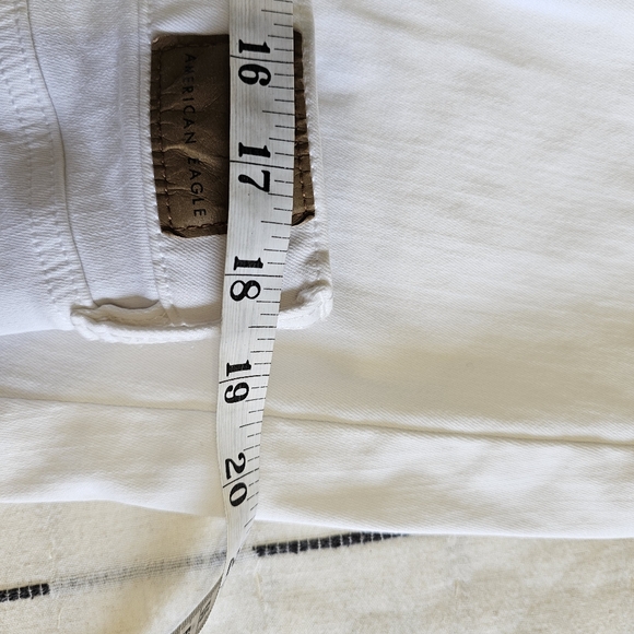 American Eagle White Denim Jeans High Waisted 16 Women's - Picture 9 of 13